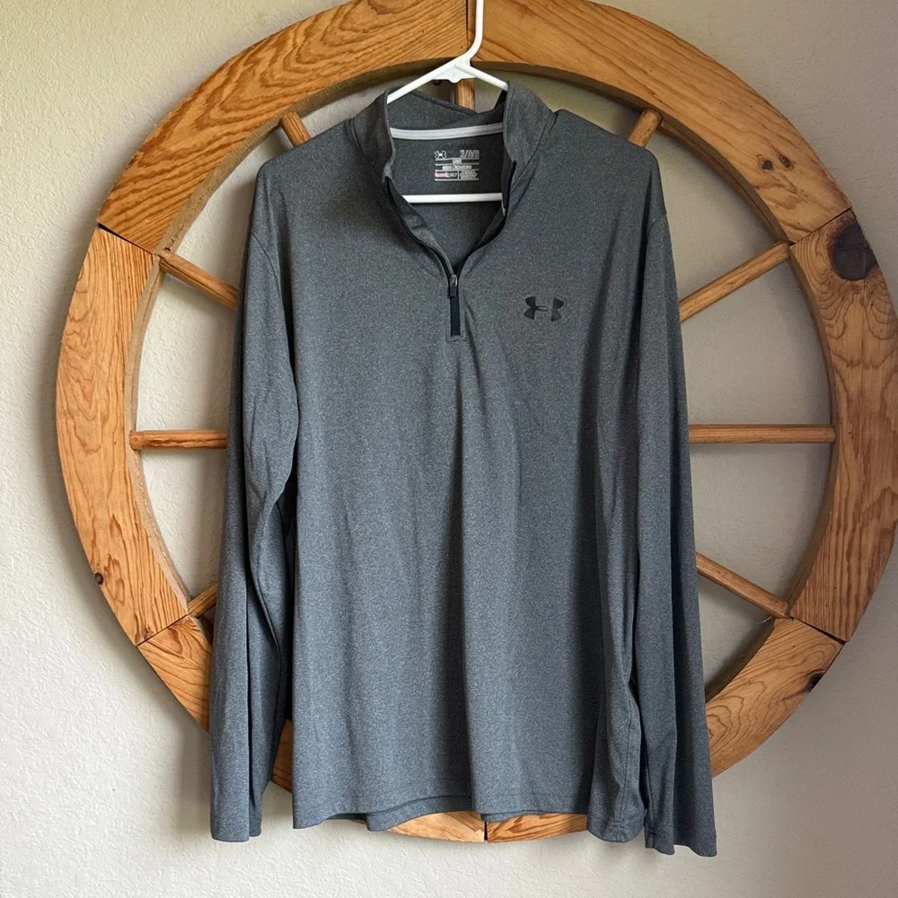 Under Armour Men's Charcoal Long Sleeve Pullover - Picture 1 of 1